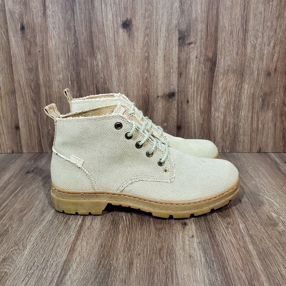 Reebok Other - Reebok BOKS Green Knitted Lace Up Ankle Boots Mens